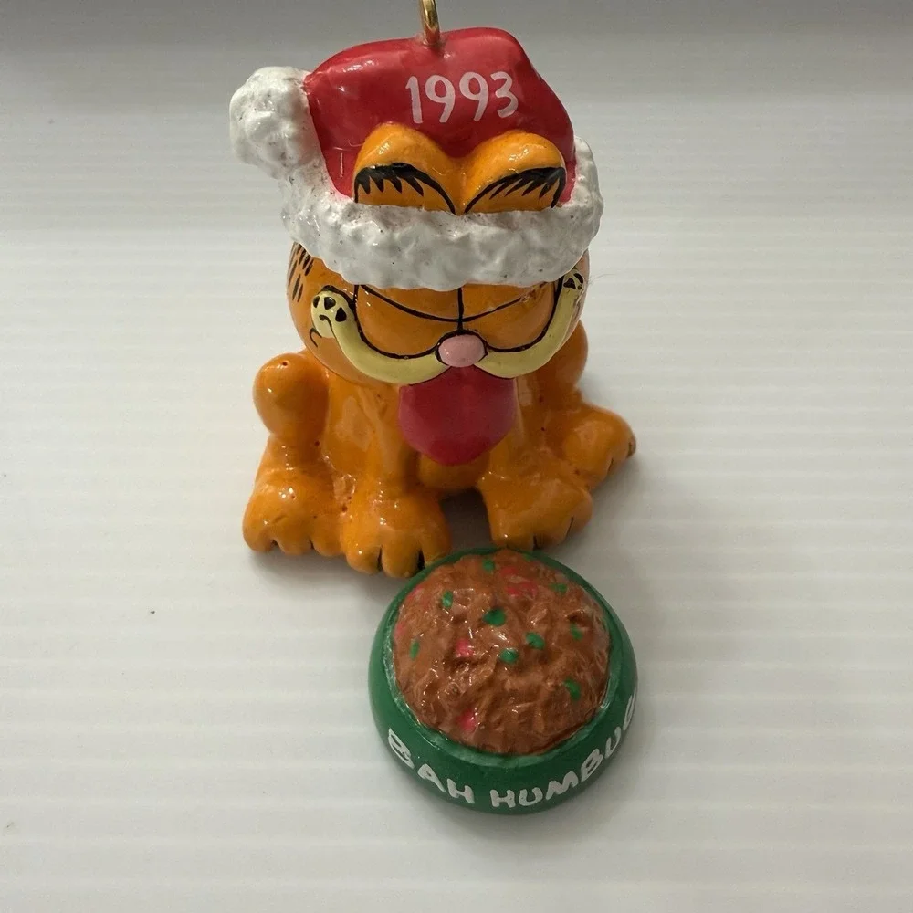 Vintage Garfield 1993 Bah Humbug Food Bowl Santa Hat Christmas Ornament